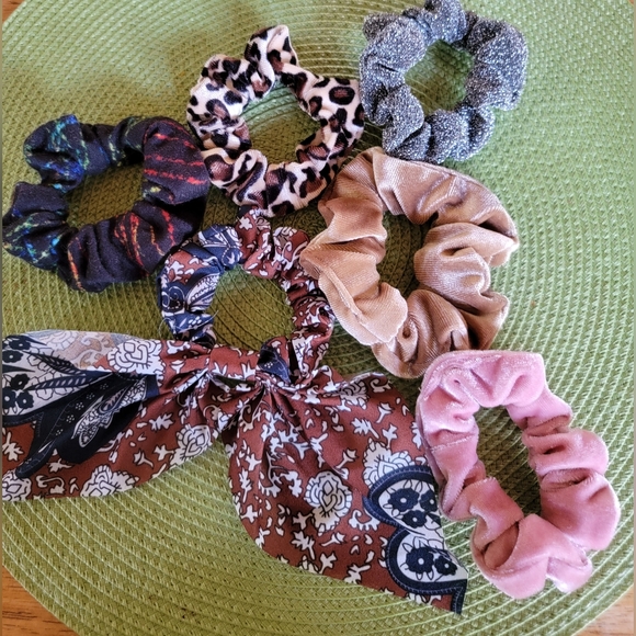 Scrunchies - Picture 1 of 3